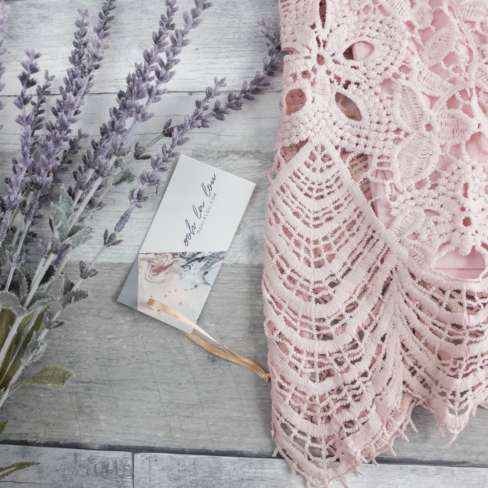 'Bat Your Lashes' Skirt - Picture 2 of 6